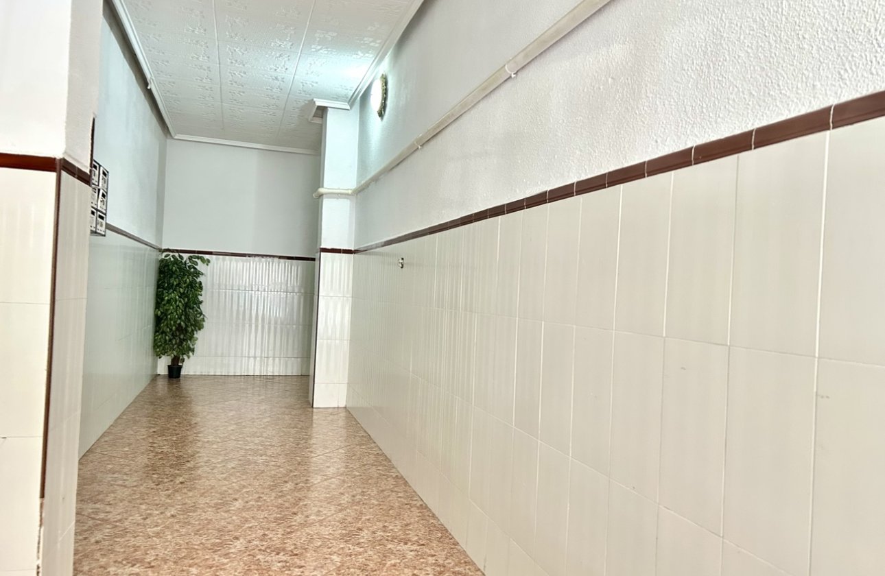 Resale - Apartment / flat - Torrevieja