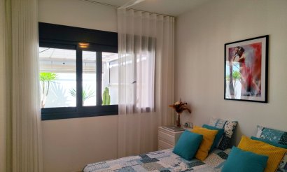 Resale - Villa - San Miguel de Salinas