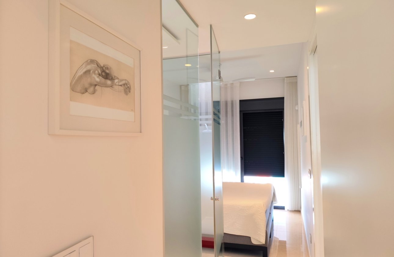 Resale - Villa - San Miguel de Salinas