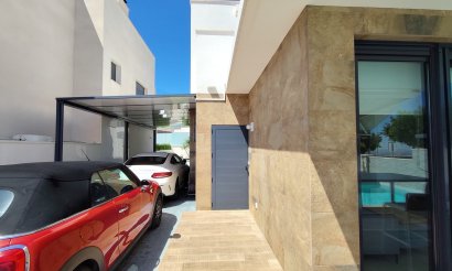 Resale - Villa - San Miguel de Salinas