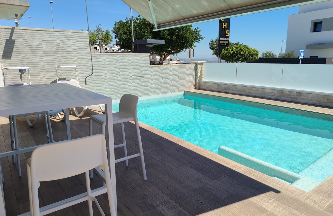 Resale - Villa - San Miguel de Salinas