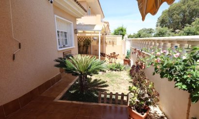 Revente - Villa - Torrevieja - Los Balcones - Los Altos del Edén