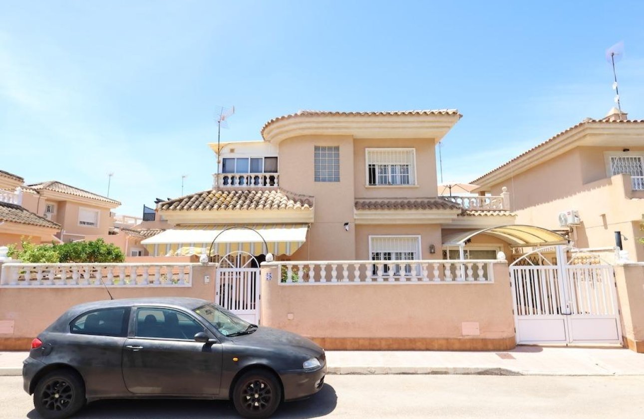 Revente - Villa - Torrevieja - Los Balcones - Los Altos del Edén