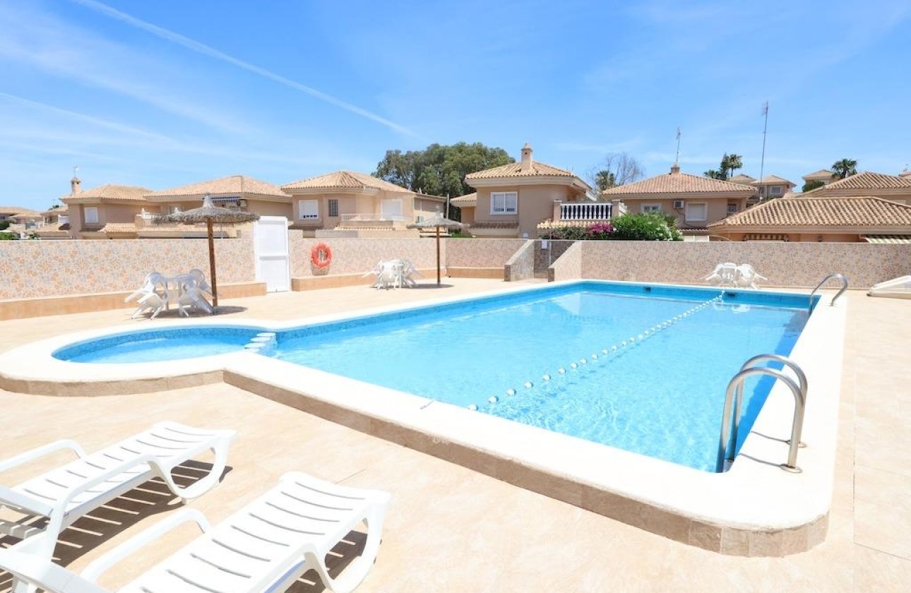 Revente - Villa - Torrevieja - Los Balcones - Los Altos del Edén