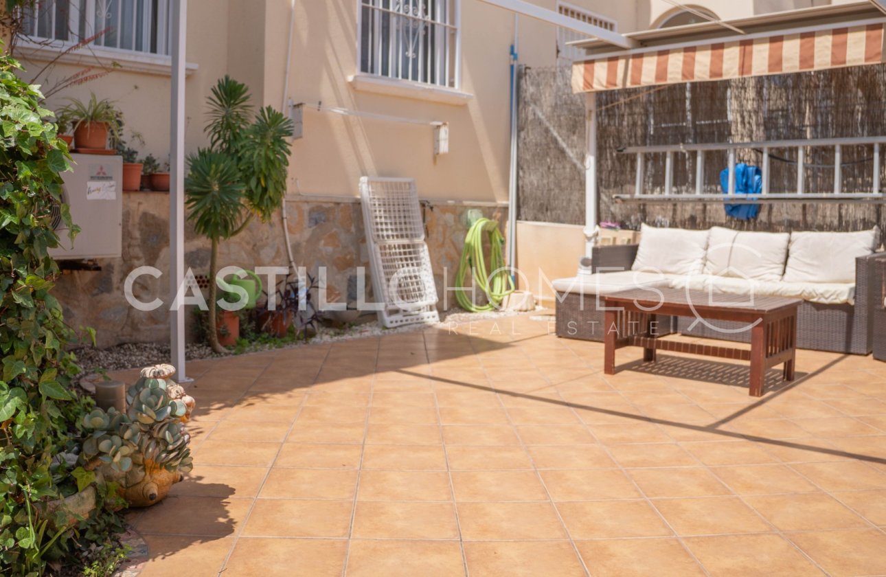 Resale - Bungalow - Orihuela Costa - La Florida