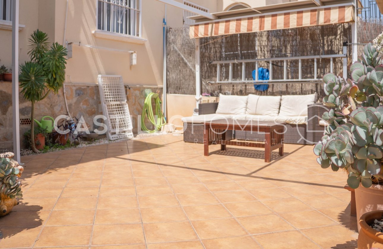 Resale - Bungalow - Orihuela Costa - La Florida