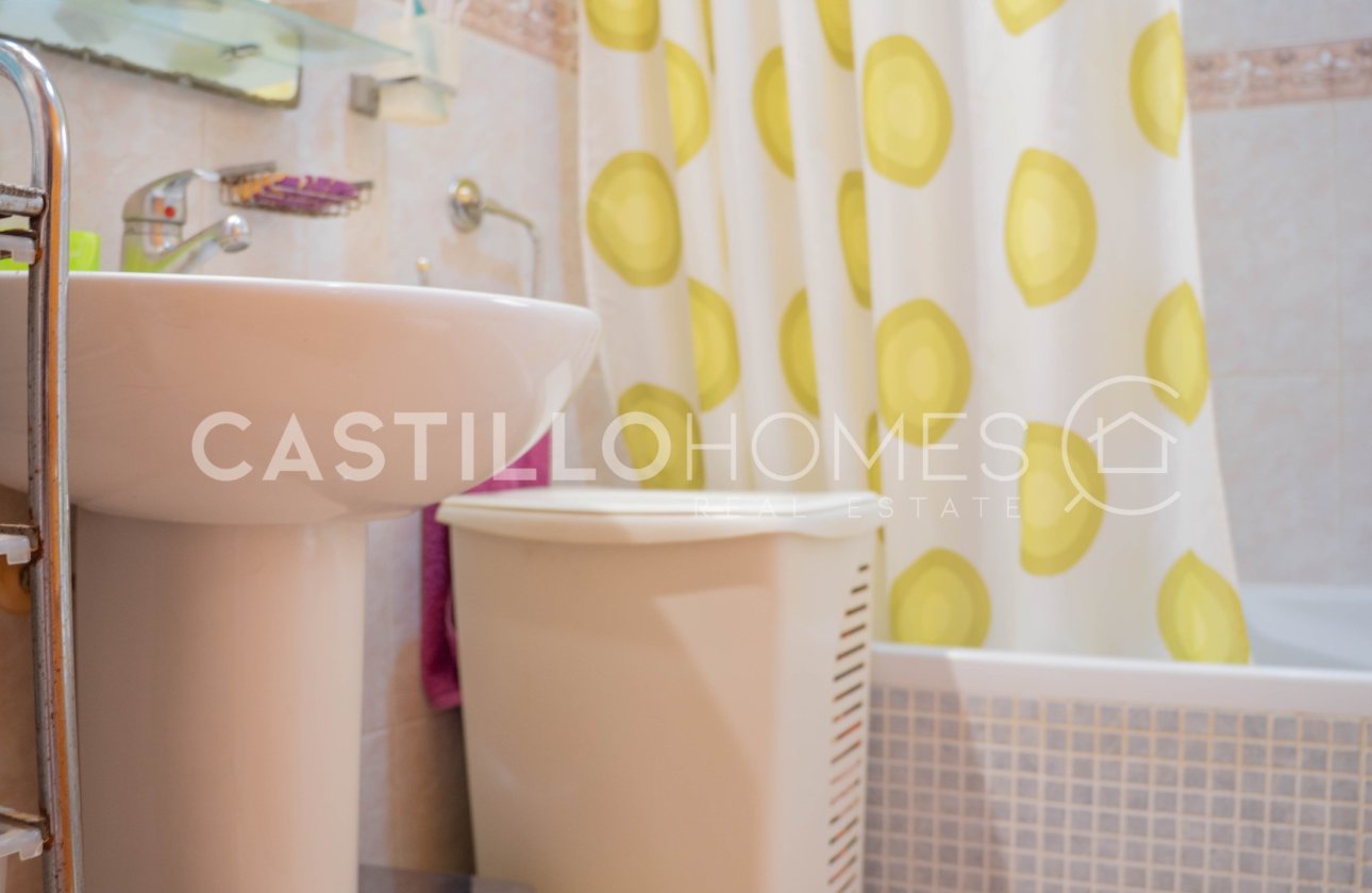 Resale - Bungalow - Orihuela Costa - La Florida