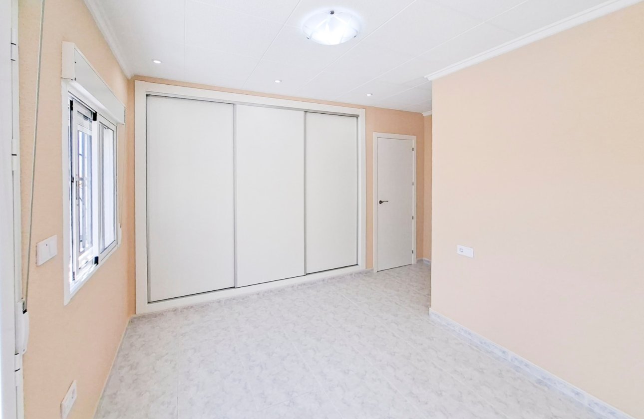 Resale - Townhouse - San Fulgencio - Urb. La Marina