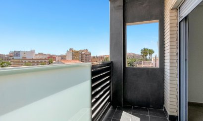 Resale - Apartment / flat - Torrevieja - El Acequión - Los Náufragos