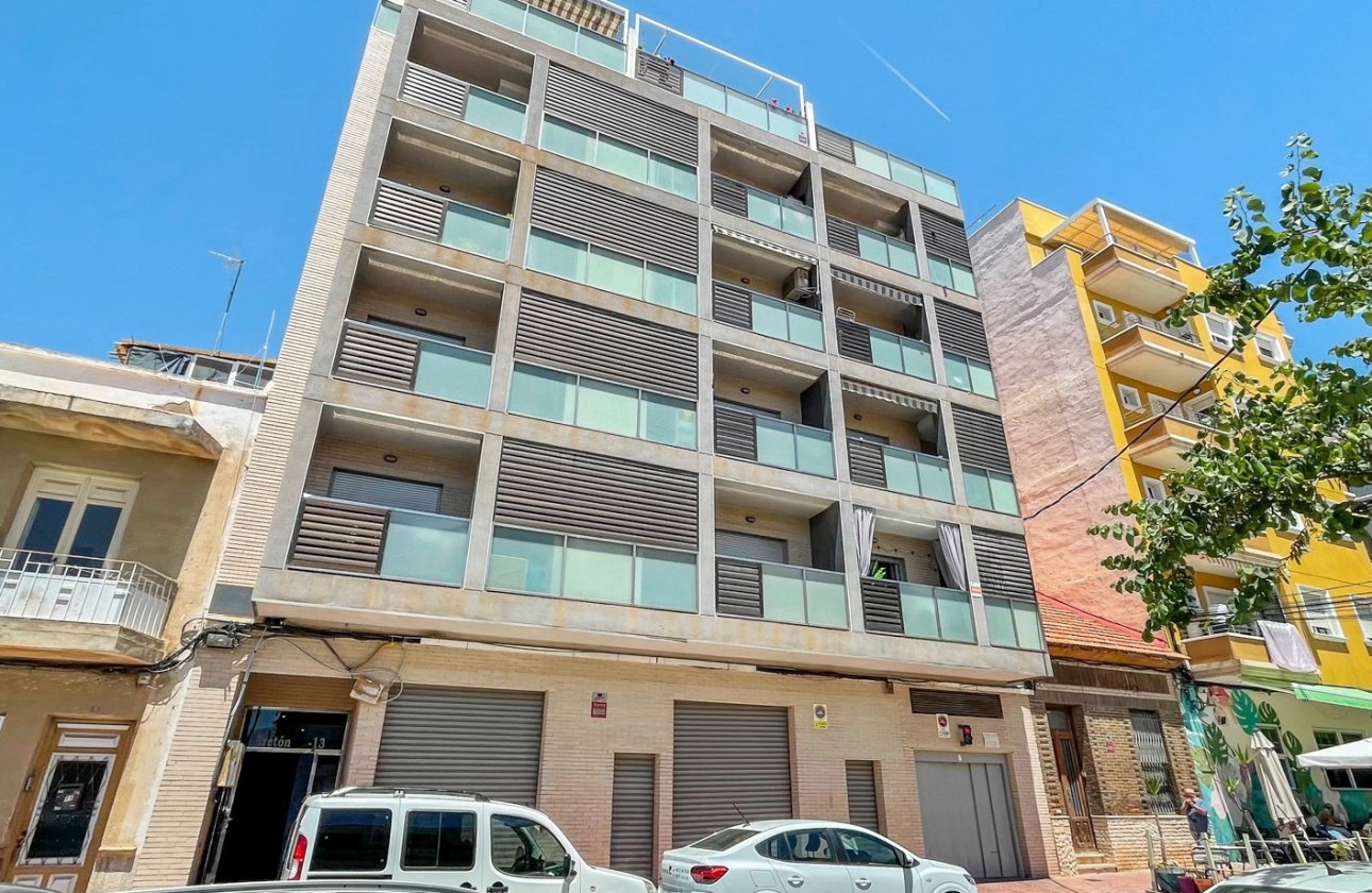Resale - Apartment / flat - Torrevieja - El Acequión - Los Náufragos
