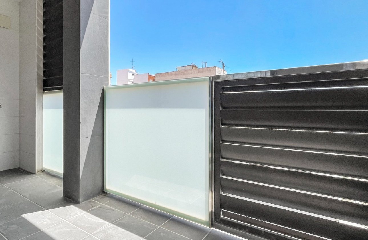 Resale - Apartment / flat - Torrevieja - El Acequión - Los Náufragos
