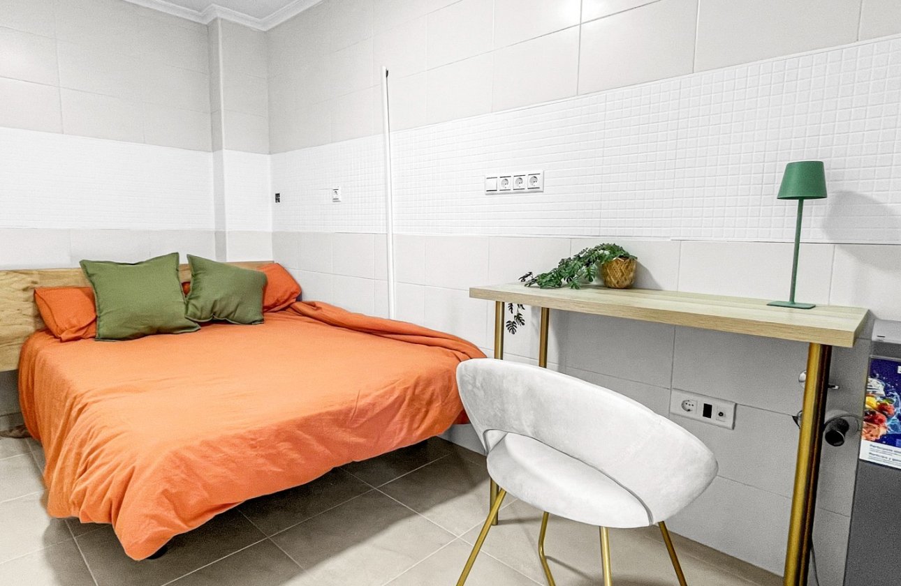 Resale - Apartment / flat - Torrevieja - El Acequión - Los Náufragos