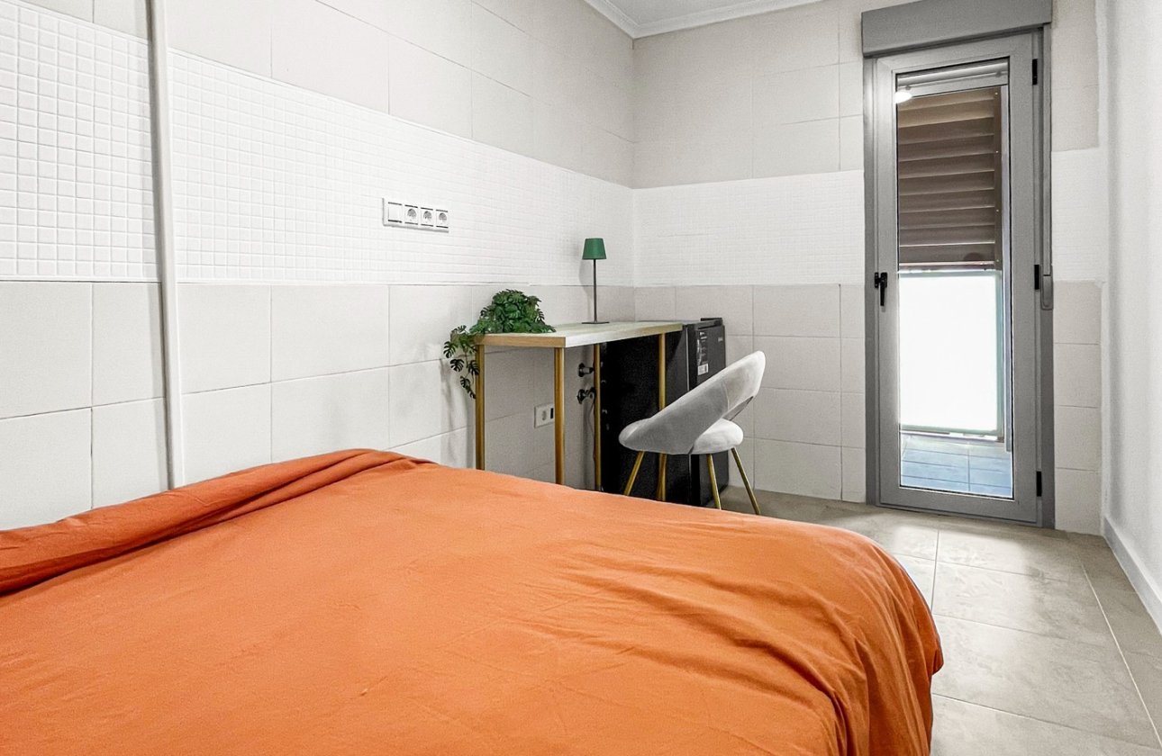 Resale - Apartment / flat - Torrevieja - El Acequión - Los Náufragos