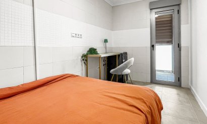 Resale - Apartment / flat - Torrevieja - El Acequión - Los Náufragos
