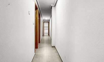 Resale - Apartment / flat - Torrevieja - El Acequión - Los Náufragos