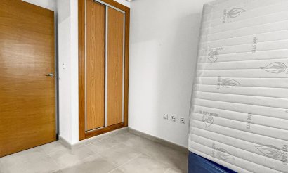 Resale - Apartment / flat - Torrevieja - El Acequión - Los Náufragos