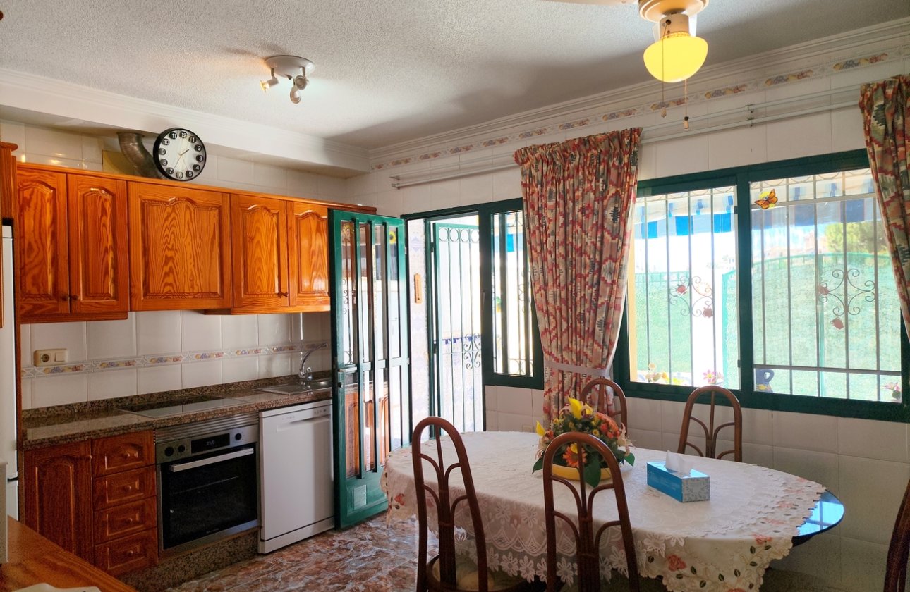 Resale - Townhouse - La Zenia