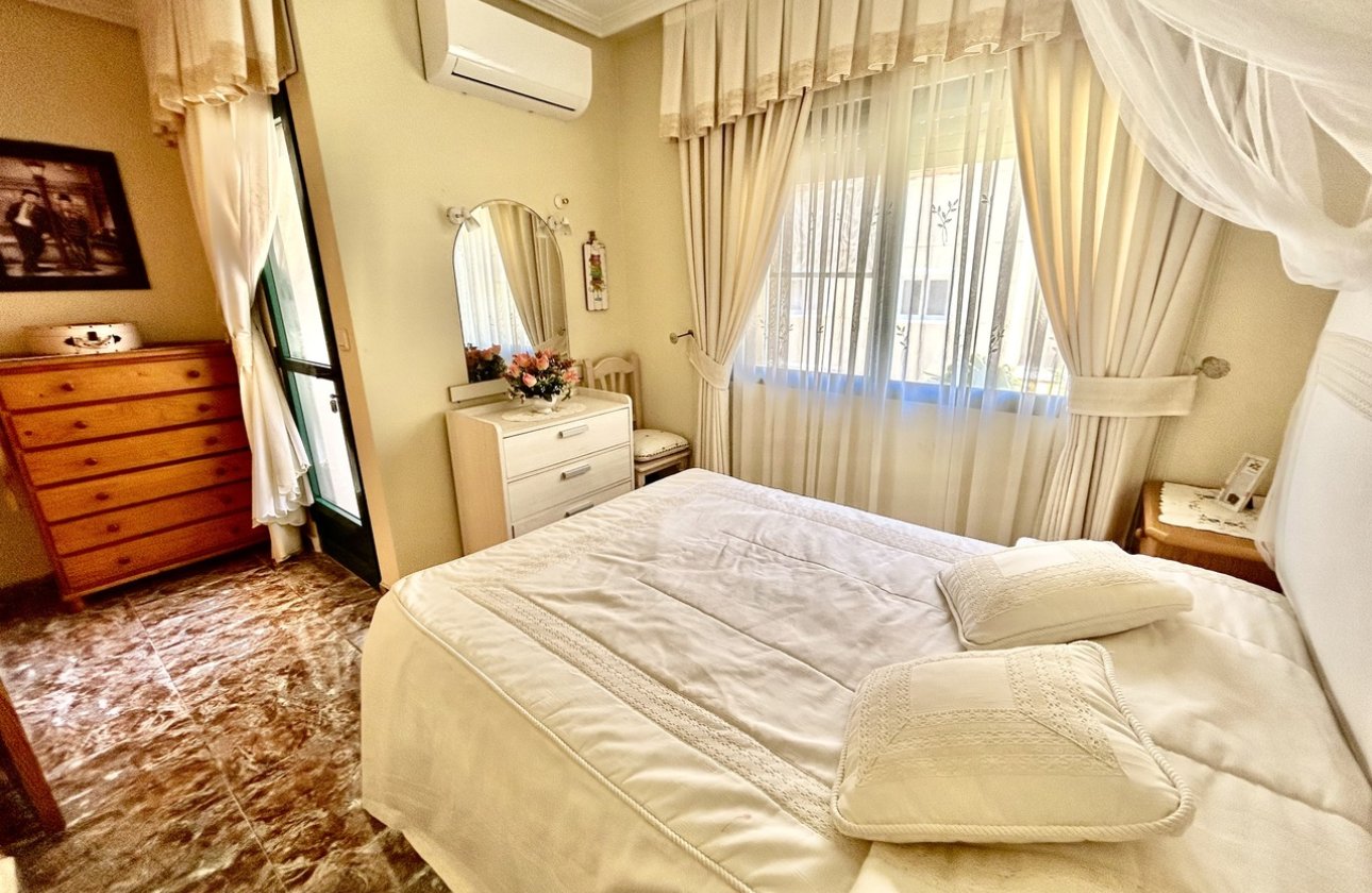 Resale - Townhouse - La Zenia