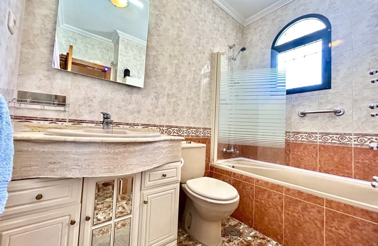 Resale - Townhouse - La Zenia