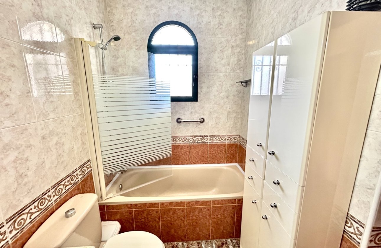 Resale - Townhouse - La Zenia
