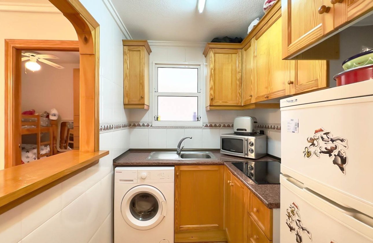 Resale - Apartment / flat - Torrevieja - Parque de Las Naciones