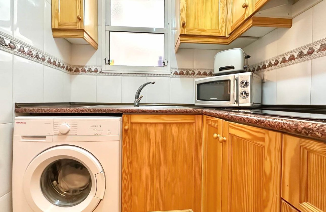 Resale - Apartment / flat - Torrevieja - Parque de Las Naciones