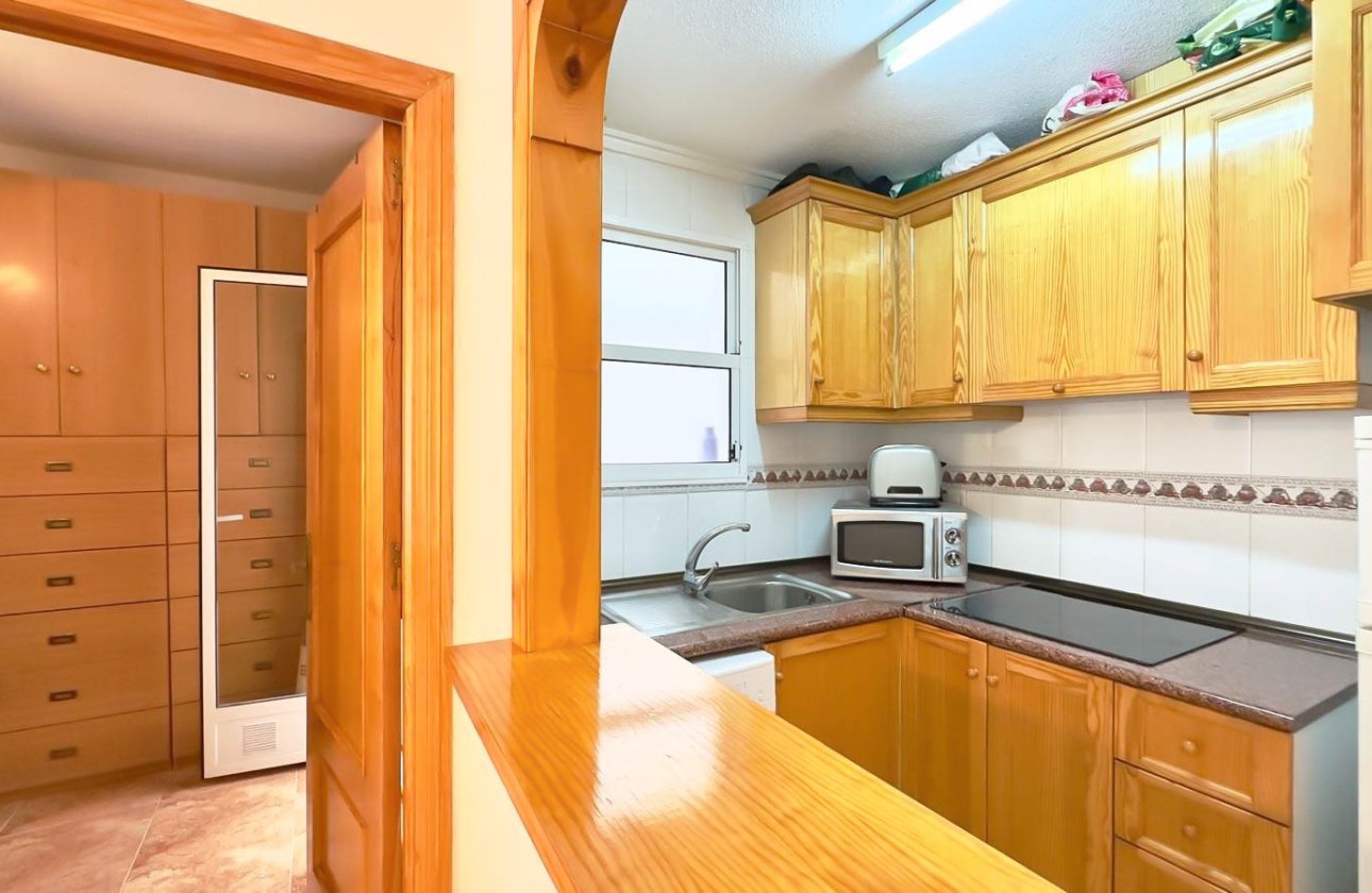 Resale - Apartment / flat - Torrevieja - Parque de Las Naciones