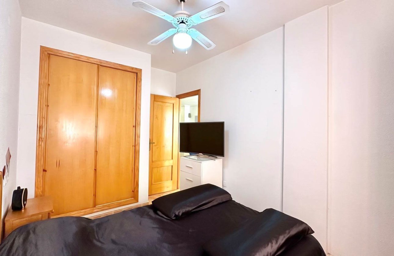 Resale - Apartment / flat - Torrevieja - Parque de Las Naciones