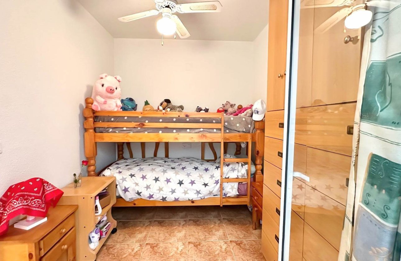 Resale - Apartment / flat - Torrevieja - Parque de Las Naciones