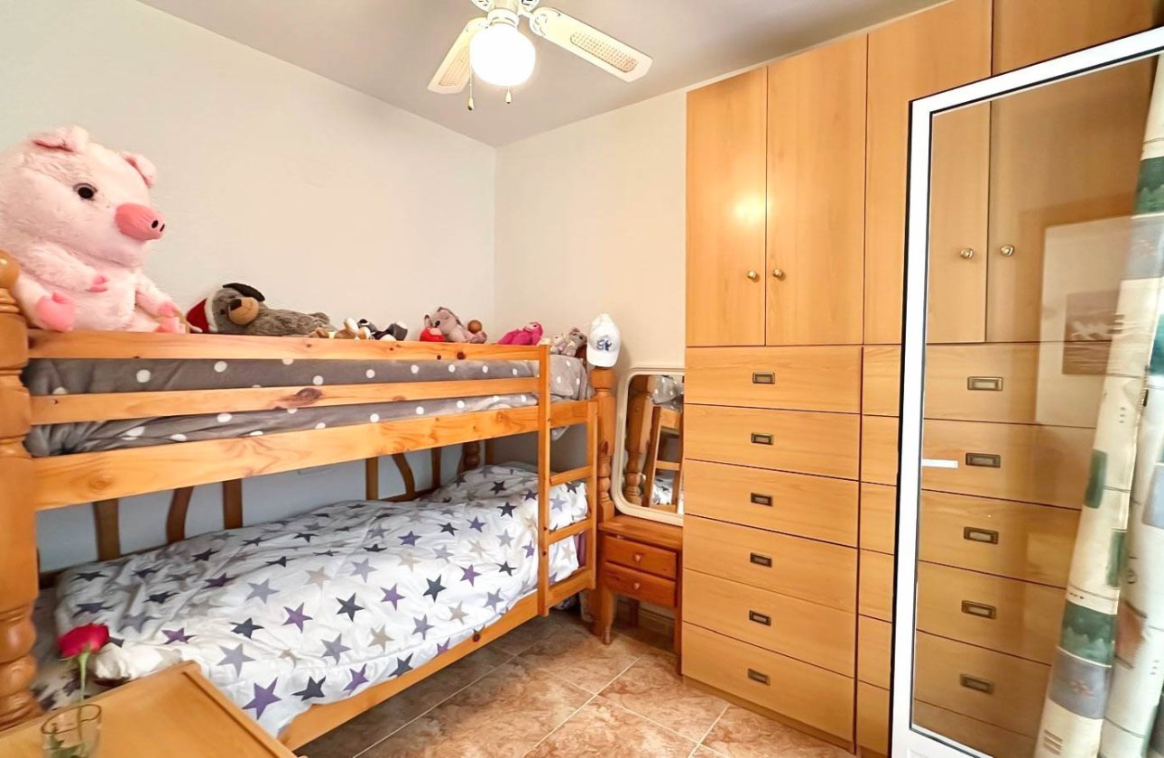 Resale - Apartment / flat - Torrevieja - Parque de Las Naciones