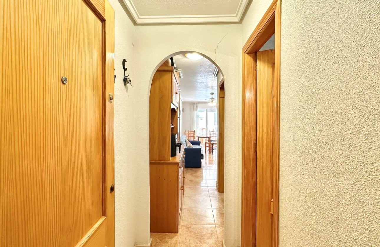 Resale - Apartment / flat - Torrevieja - Parque de Las Naciones