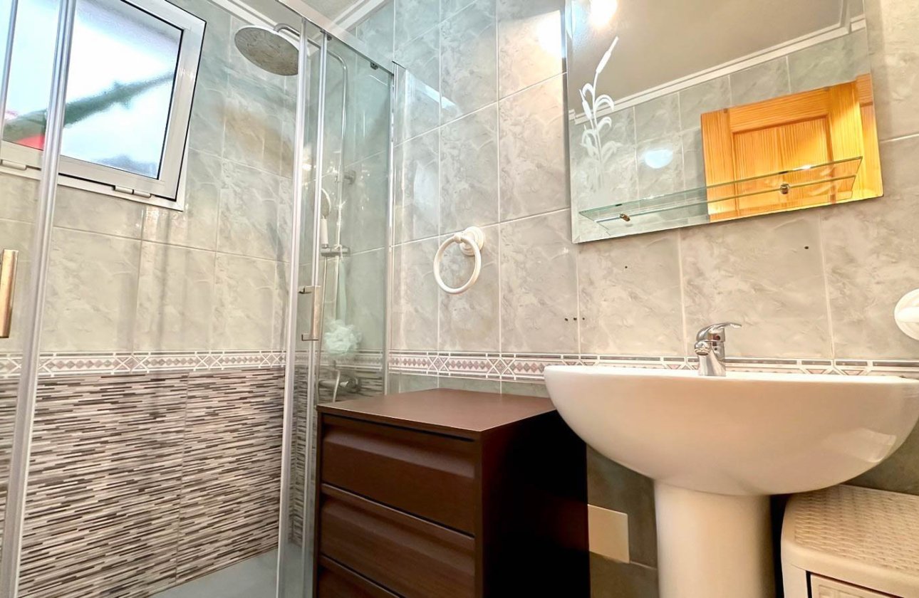 Resale - Apartment / flat - Torrevieja - Parque de Las Naciones