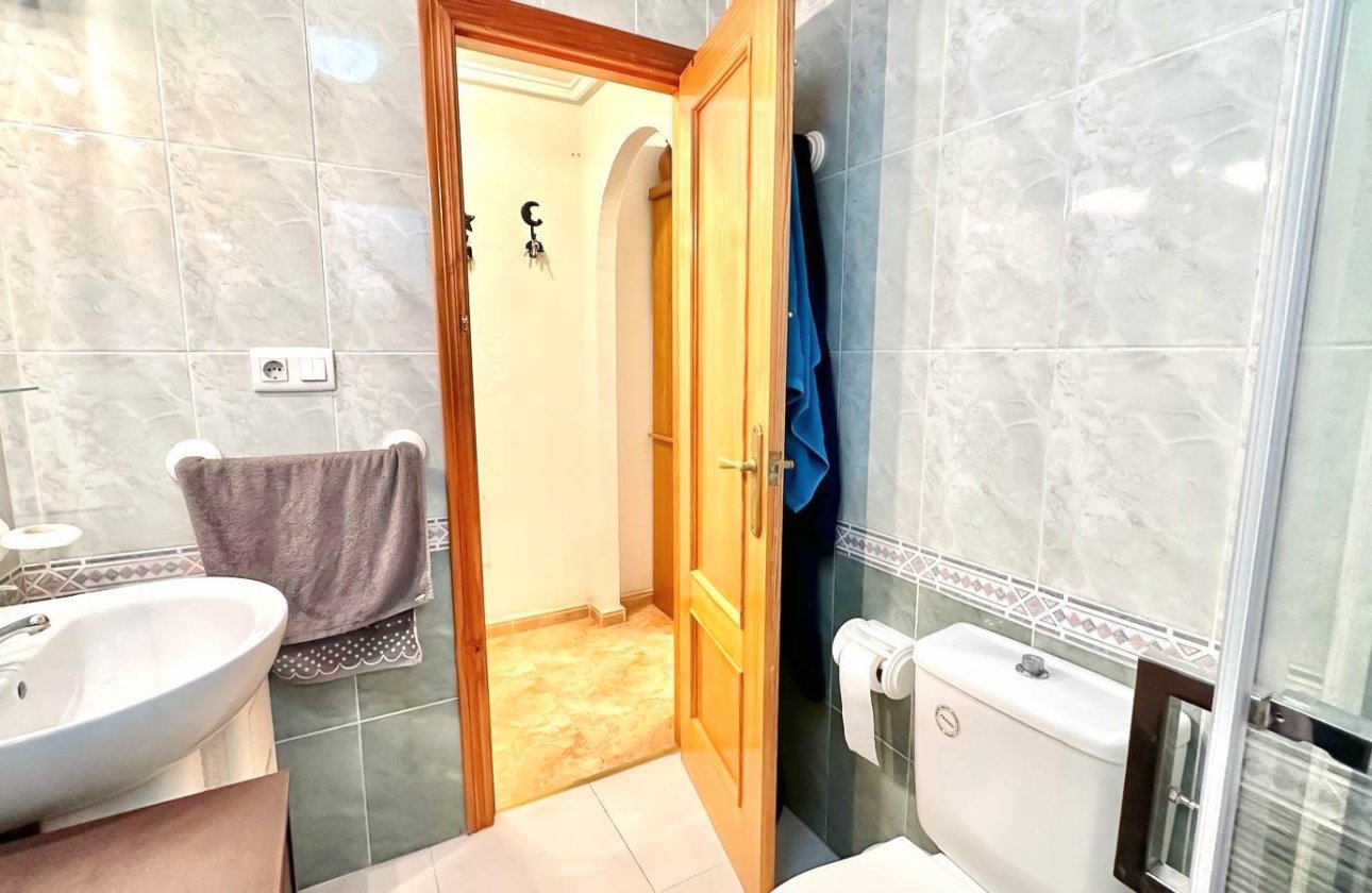 Resale - Apartment / flat - Torrevieja - Parque de Las Naciones