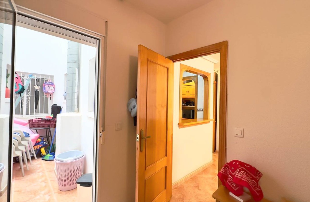 Resale - Apartment / flat - Torrevieja - Parque de Las Naciones