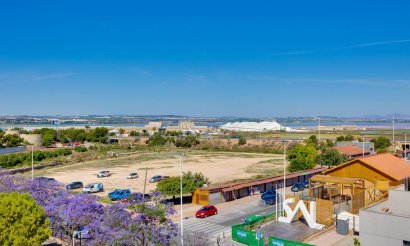 Resale - Apartment / flat - Torrevieja - Playa del Acequión