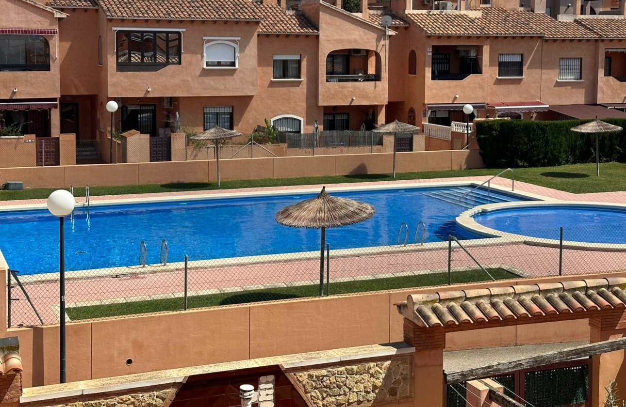 Resale - Apartment / flat - Torrevieja - Nueva Torrevieja - Aguas Nuevas