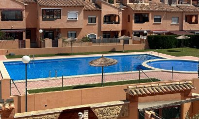 Resale - Apartment / flat - Torrevieja - Nueva Torrevieja - Aguas Nuevas