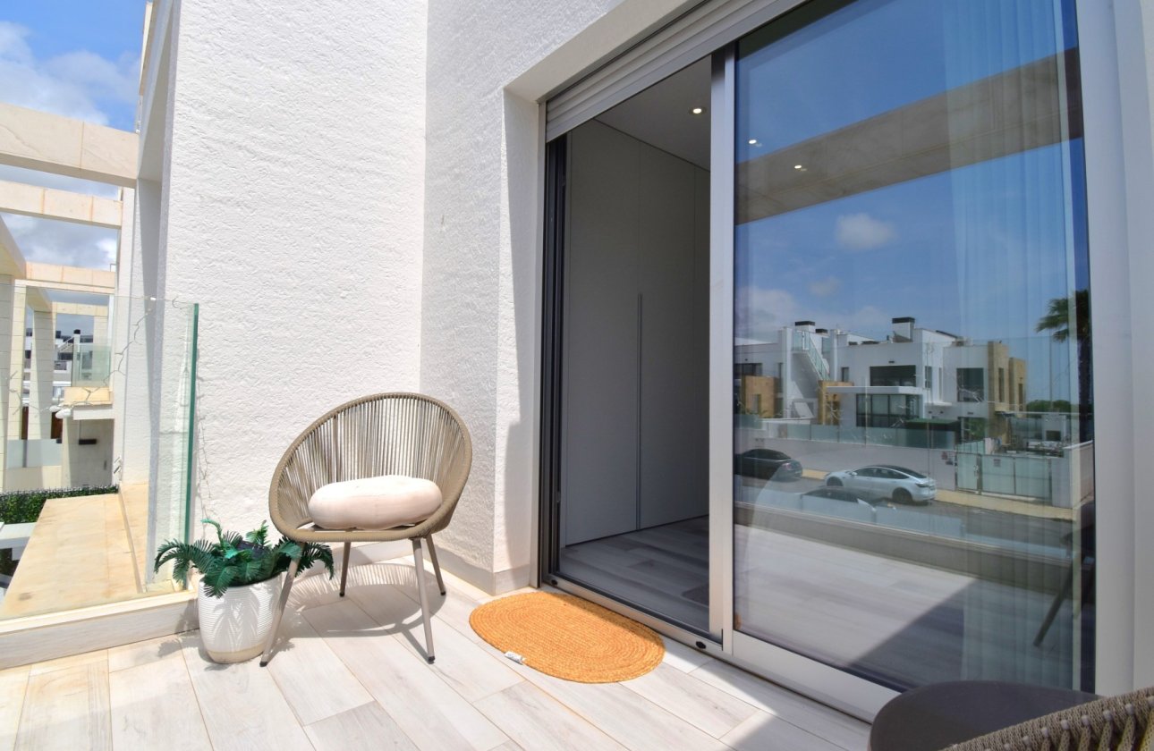 Resale - Villa - Orihuela Costa - Lomas de Cabo Roig