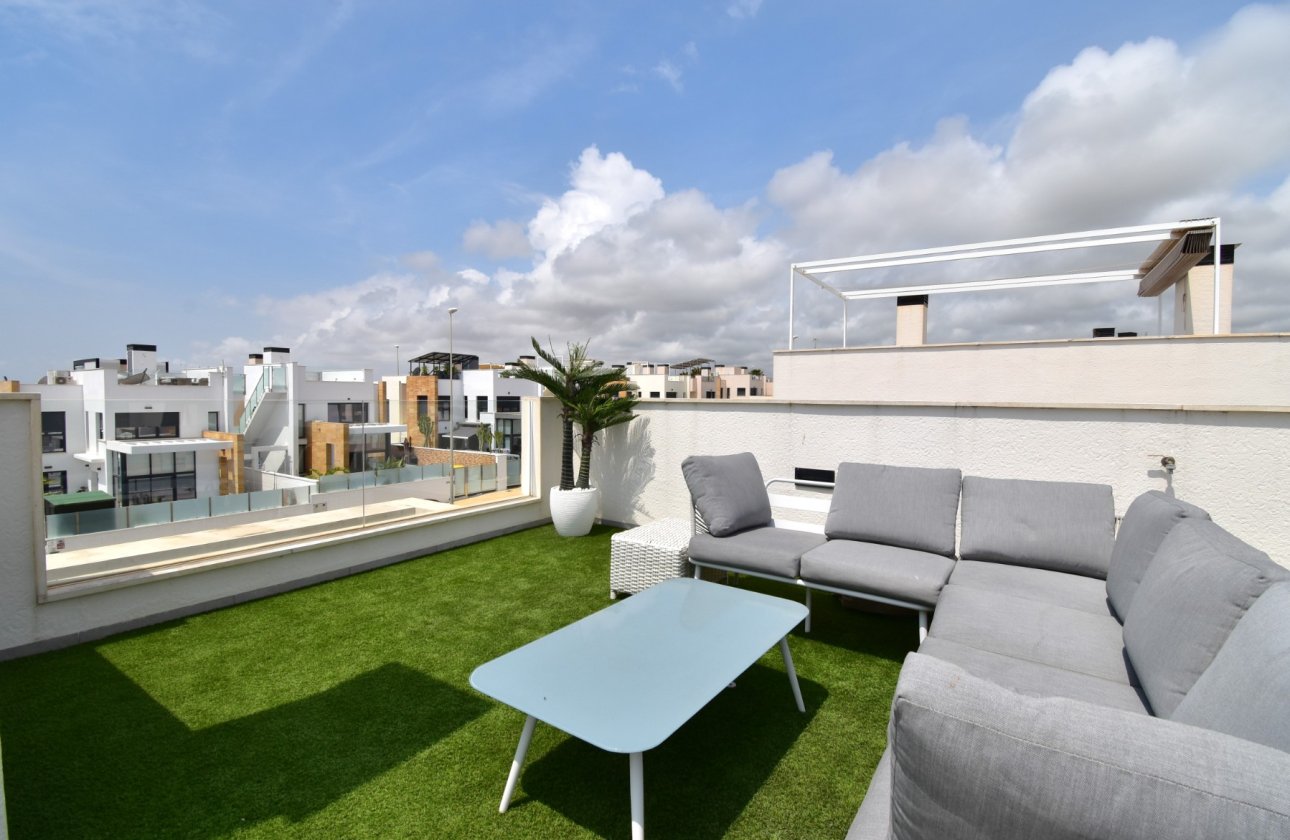 Resale - Villa - Orihuela Costa - Lomas de Cabo Roig
