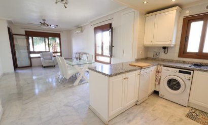 Resale - Apartment / flat - Orihuela Costa - PAU 8