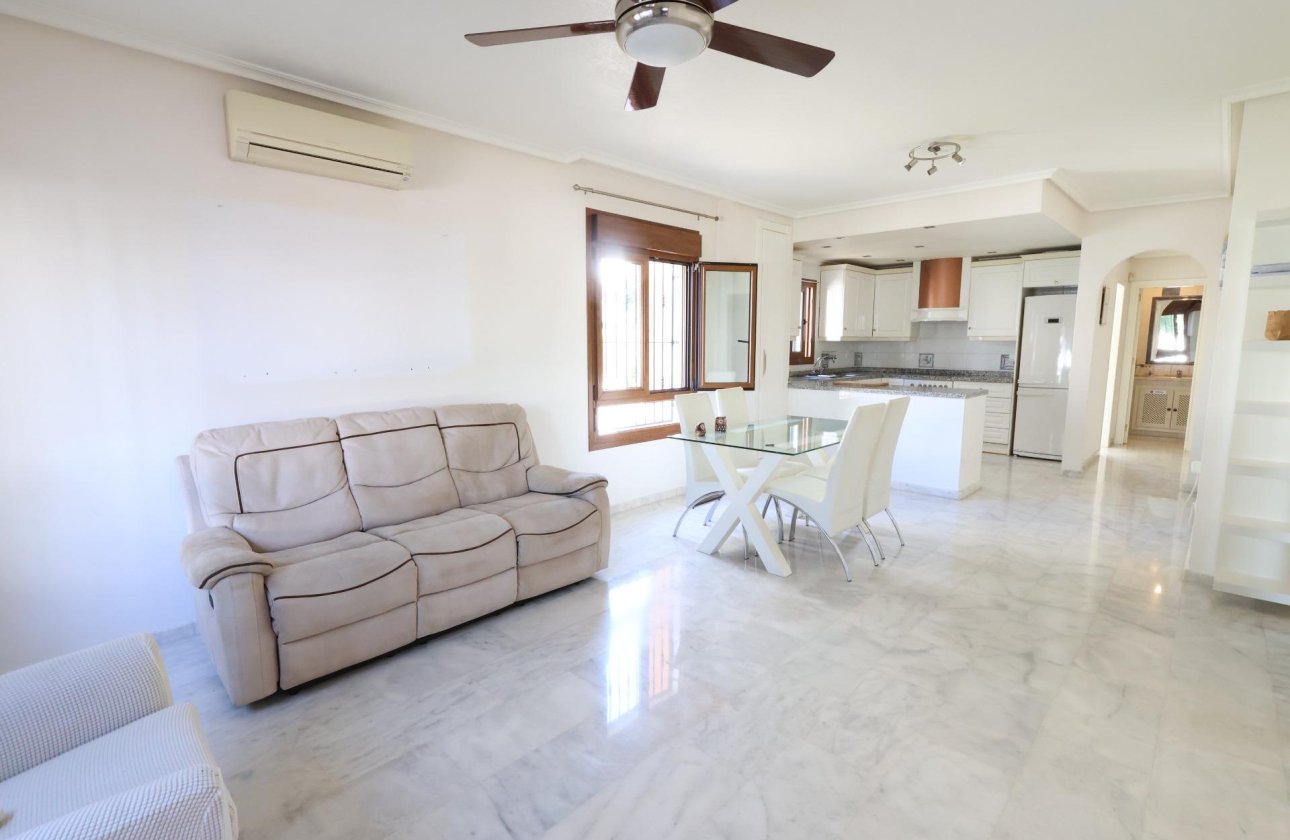 Resale - Apartment / flat - Orihuela Costa - PAU 8