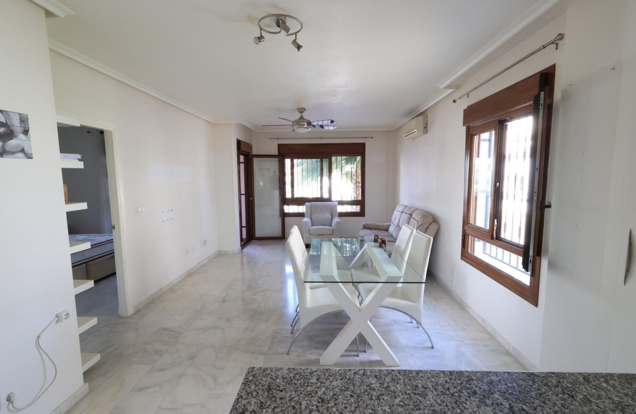 Resale - Apartment / flat - Orihuela Costa - PAU 8