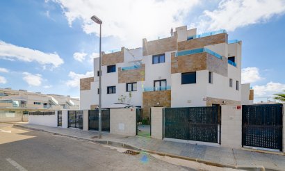 Resale - Villa - Orihuela Costa - Villamartin