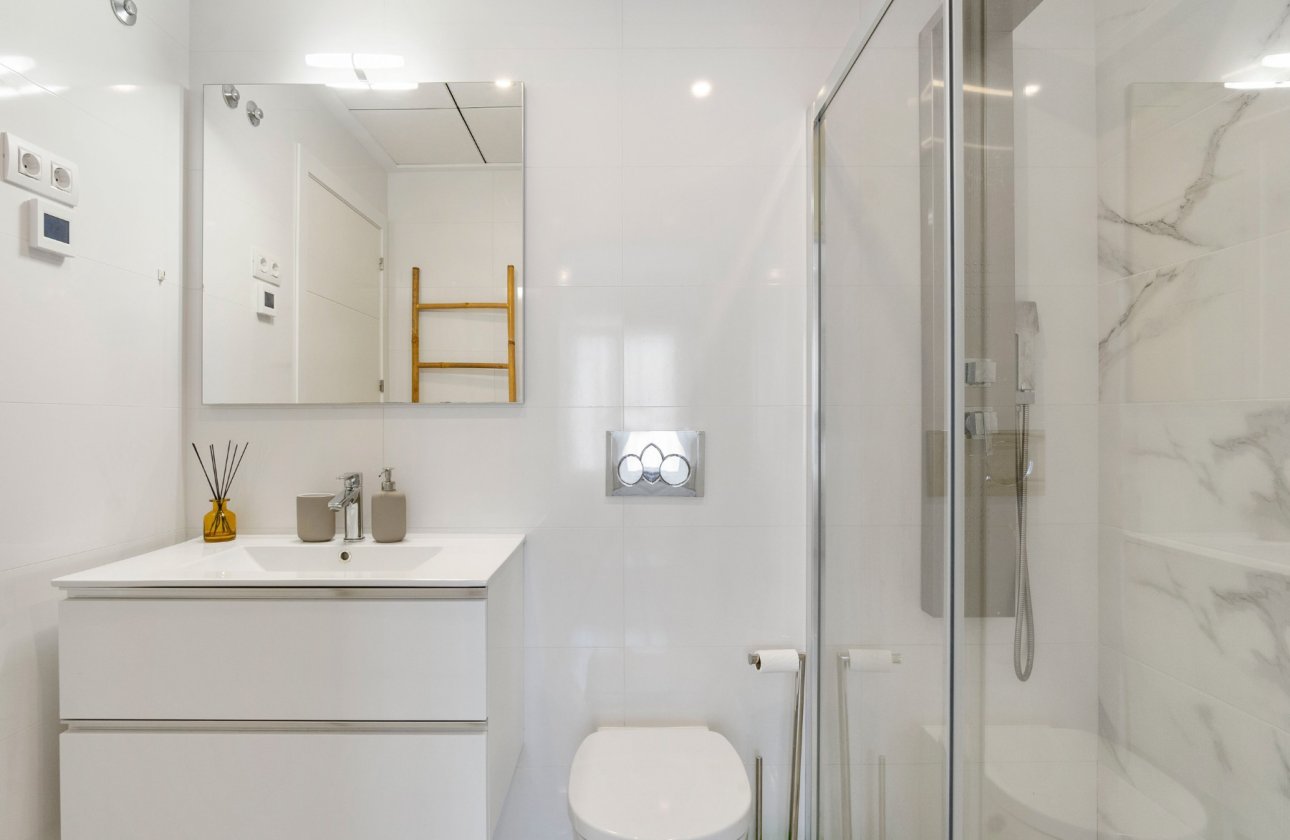 Resale - Villa - Orihuela Costa - Villamartin
