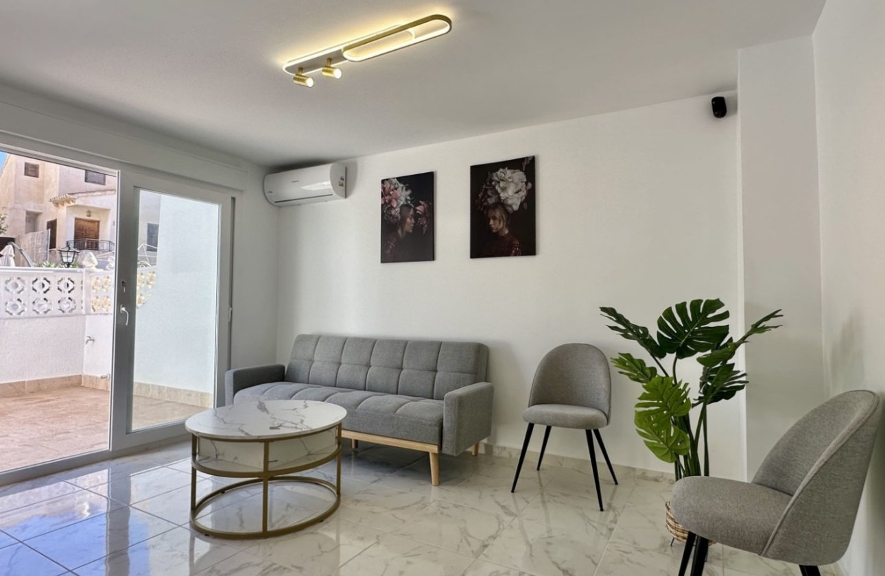 Resale - Townhouse - Torrevieja - Los Balcones