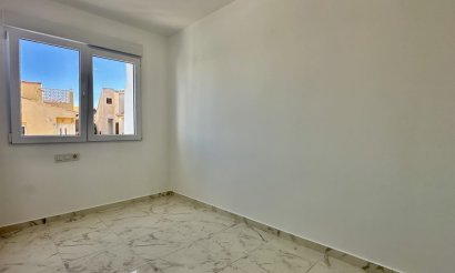 Resale - Townhouse - Torrevieja - Los Balcones