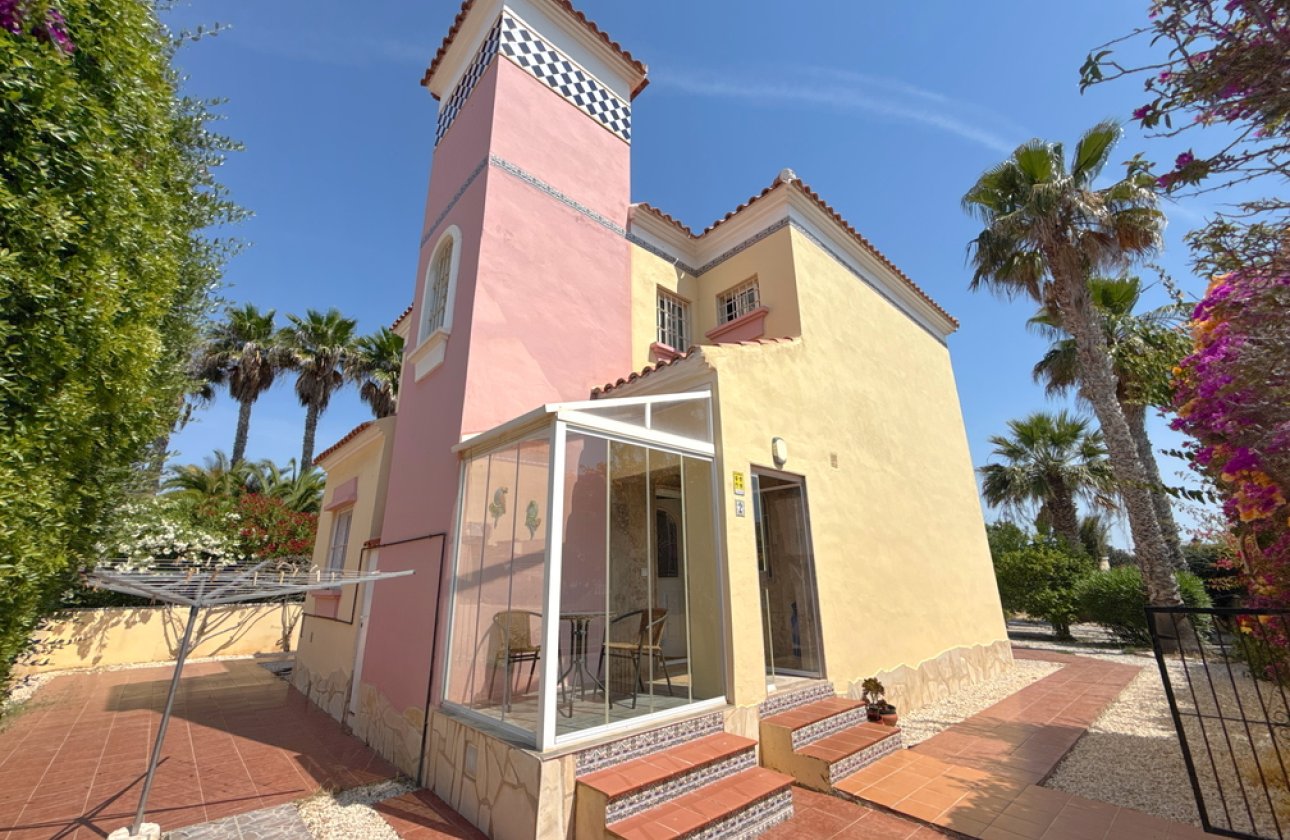Resale - Villa - Cabo Roig - Cabo Roig>La Regia