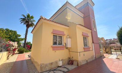 Resale - Villa - Cabo Roig - Cabo Roig>La Regia