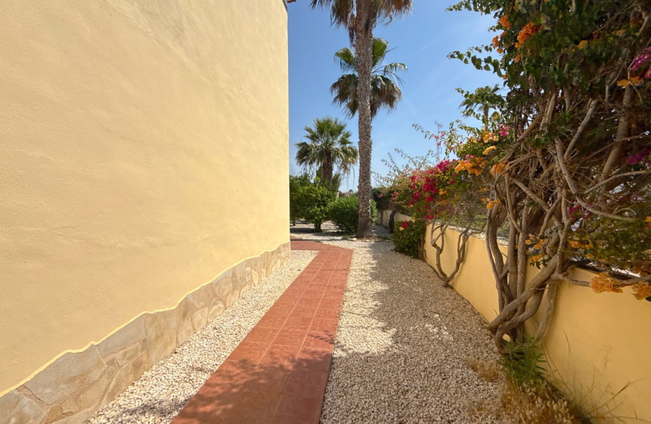Resale - Villa - Cabo Roig - Cabo Roig>La Regia