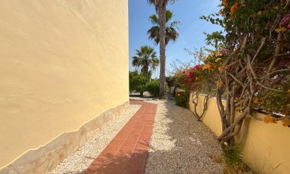 Resale - Villa - Cabo Roig - Cabo Roig>La Regia